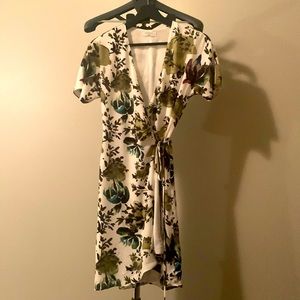 Babaton - Floral, wrap dress